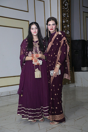Ibrar & Aleena Barat 00255