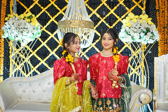Ayesha & Arslan Mehndi 00072