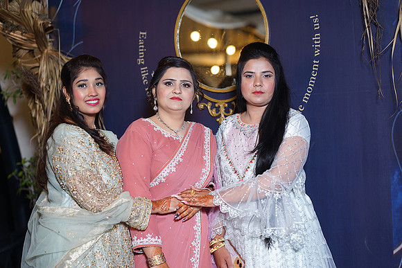 Haniya & Abid Walima 00310