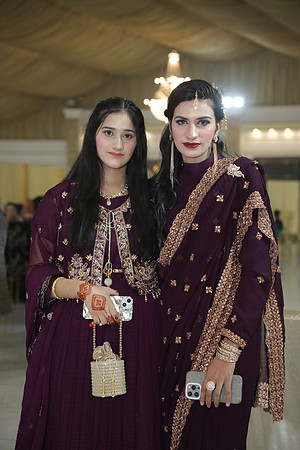 Ibrar & Aleena Barat 00256