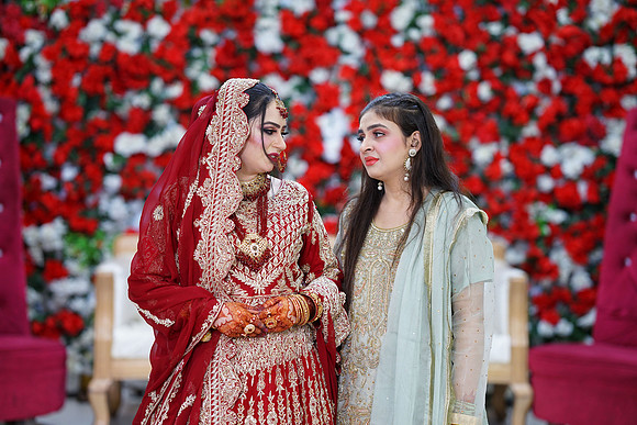 Rafiya & Fahad Barat 00104