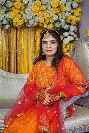 Rafiya & Fahad Mehndi 00127