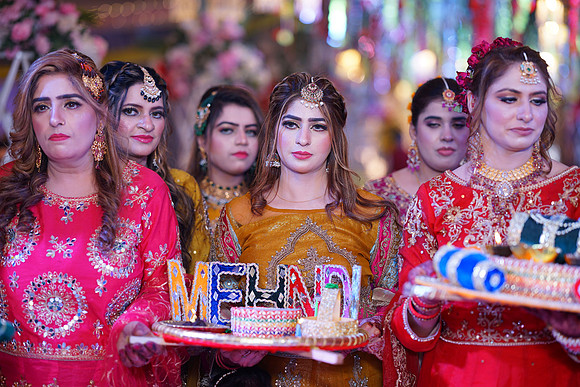 Junaid & Saman Mehndi 00187