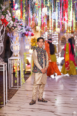 Junaid & Saman Mehndi 00206