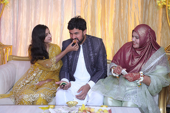 Ibrar & Aleena Mehndi 00166