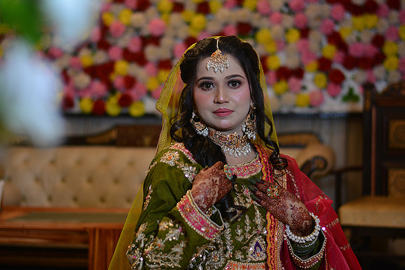 Usama & Bisma Mehndi 00050