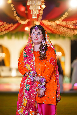 Ammara & Azeem Mehndi 00043