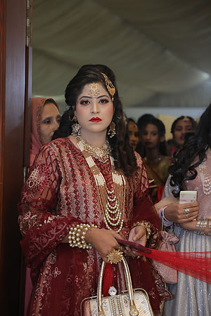 Ibrar & Aleena Barat 00244