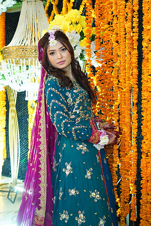 Ayesha & Arslan Mehndi 00034
