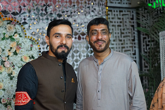 Fatima & Anjum 00228