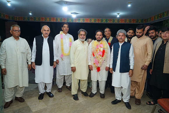 Wajeeha & Hamad Barat 00187