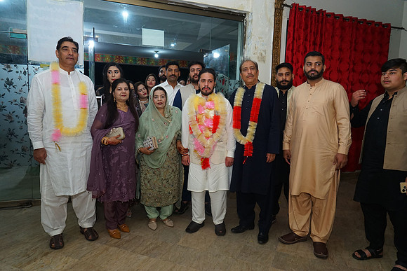 Wajeeha & Hamad Barat 00192