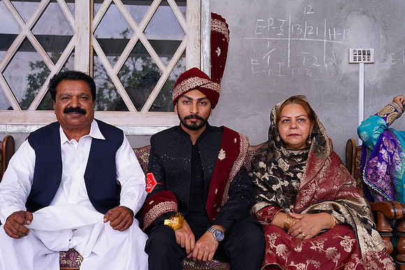Haseeb & Usba Barat00202