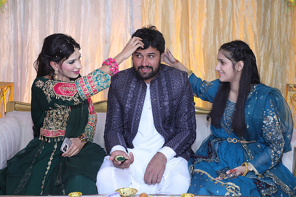 Ibrar & Aleena Mehndi 00186