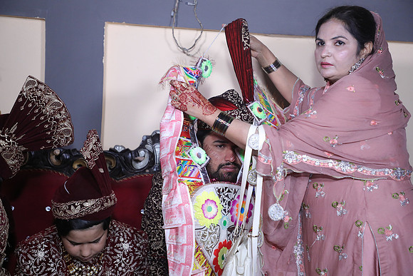 Ibrar & Aleena Barat 00171