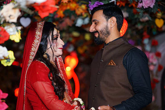 Fatima & Anjum 00093