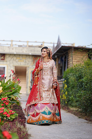 Uzair & Faria Barat 00093
