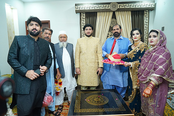 Farhan & Anum Barat 00054
