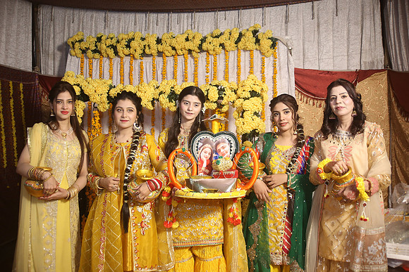 Muskan & Faizan Mayon 00217