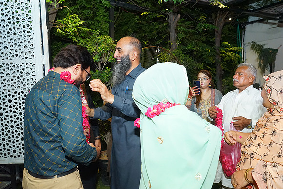 Fatima & Anjum 00158