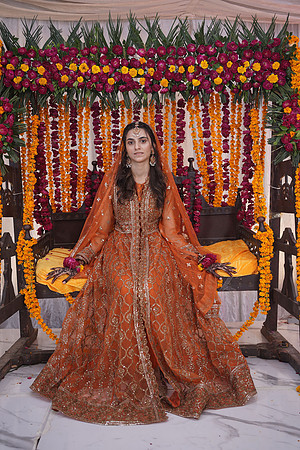 Iqra & Amjad Mehndi 00048