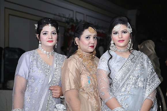 Ibrar & Aleena Barat 00247