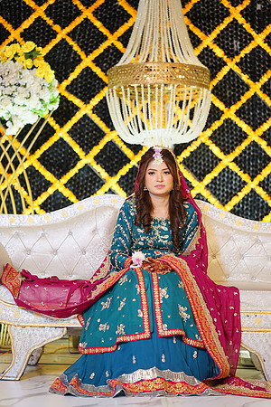 Ayesha & Arslan Mehndi 00006