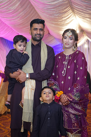 Iqra & Amjad Mehndi 00208