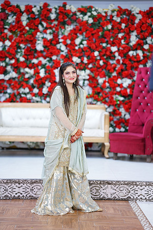 Rafiya & Fahad Barat 00138