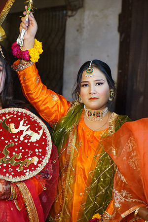 Rafiya & Fahad Mehndi 00228