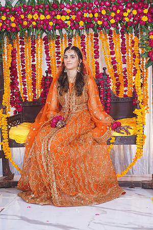 Iqra & Amjad Mehndi 00012