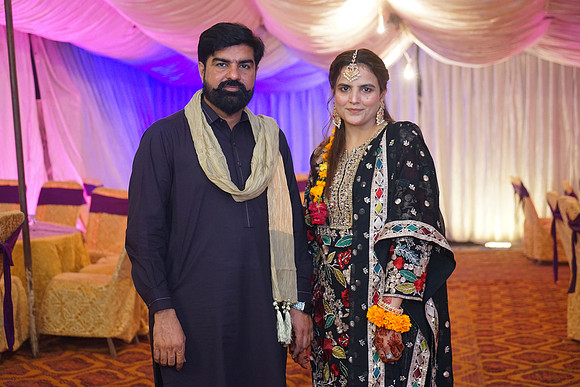 Iqra & Amjad Mehndi 00130