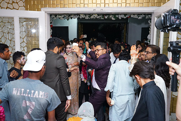 Rafiya & Fahad Barat 00173