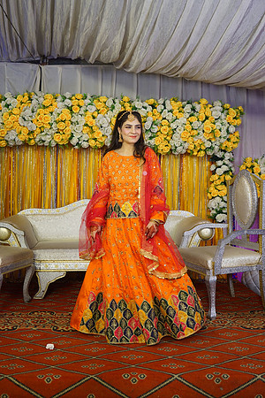 Rafiya & Fahad Mehndi 00122