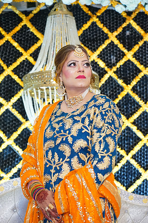 Ayesha & Arslan Mehndi 00119