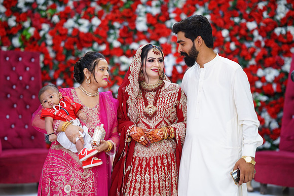 Rafiya & Fahad Barat 00113