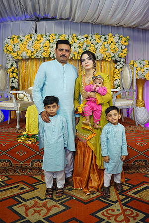 Rafiya & Fahad Mehndi 00199