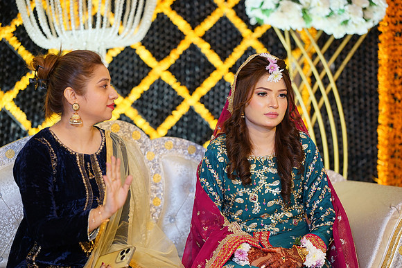 Ayesha & Arslan Mehndi 00229
