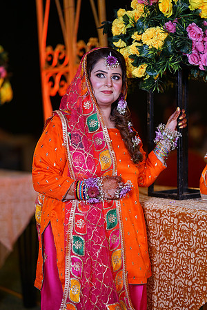 Ammara & Azeem Mehndi 00038