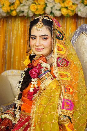Rafiya & Fahad Mehndi 00069