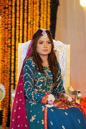 Ayesha & Arslan Mehndi 00234