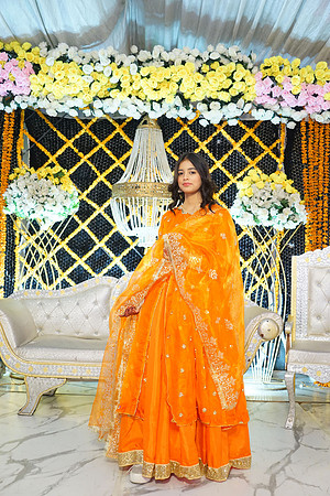 Ayesha & Arslan Mehndi 00085