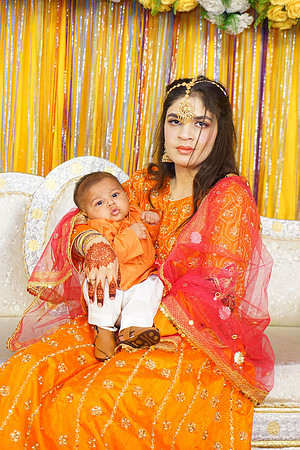 Rafiya & Fahad Mehndi 00084