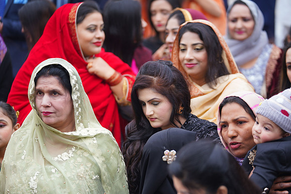 Azhar & Ayesha Barat 00189