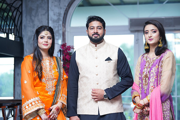 Azhar & Ayesha 00216