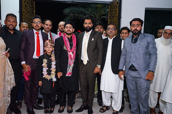 Rafiya & Fahad Barat 00159