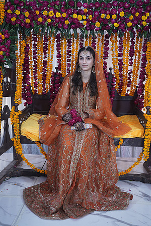 Iqra & Amjad Mehndi 00025