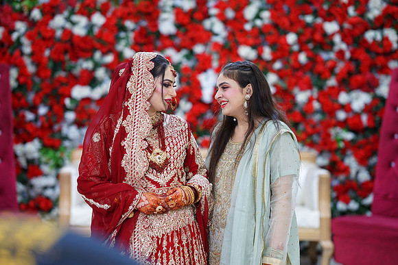 Rafiya & Fahad Barat 00106