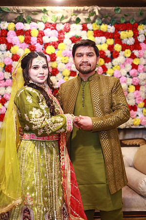 Usama & Bisma Mehndi 00129
