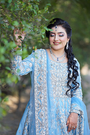 Haniya & Abid Outdoor Walima Shoot 00043